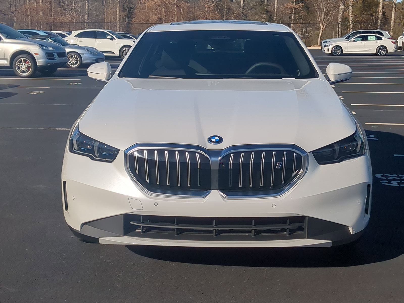 Certified 2025 BMW i5 eDrive40i w/ Premium Package image 3