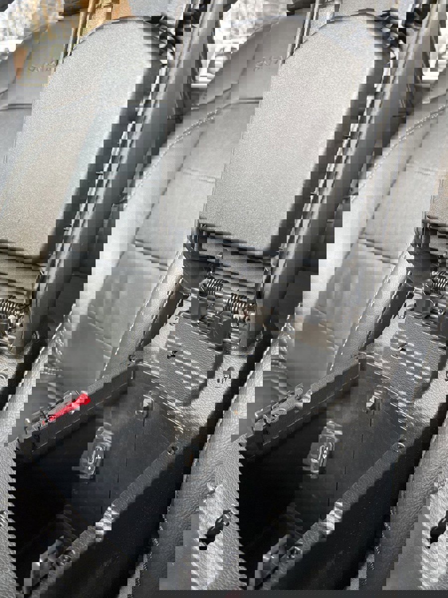 Used 2023 Jeep Wrangler Sahara image 22