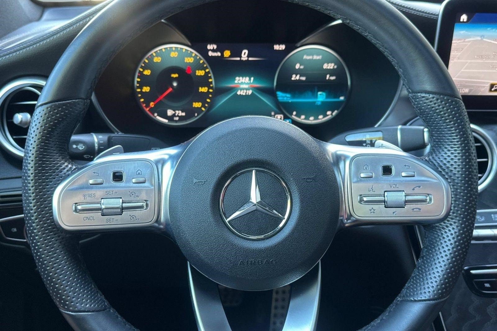 Used 2020 Mercedes-Benz GLC 300 4MATIC Coupe image 11