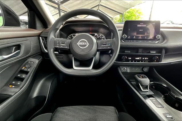 Certified 2023 Nissan Rogue SV FWD image 6