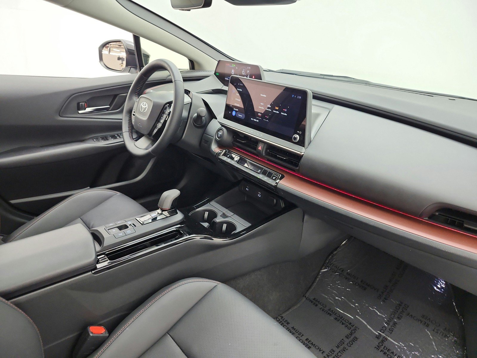 Used 2024 Toyota Prius Prime FWD image 21