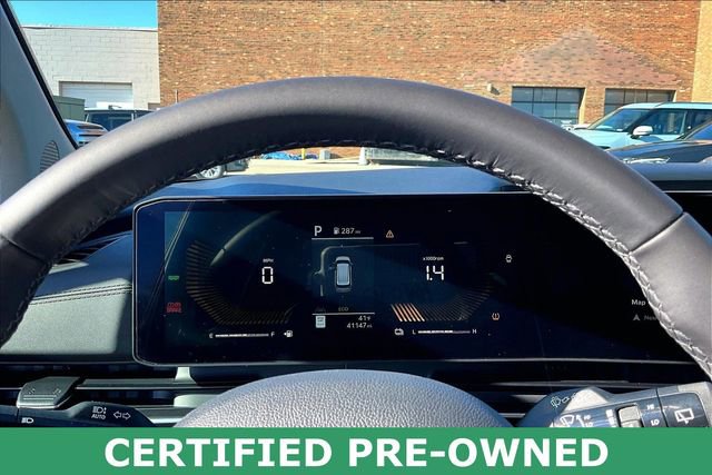 Certified 2025 Kia Carnival EX image 19