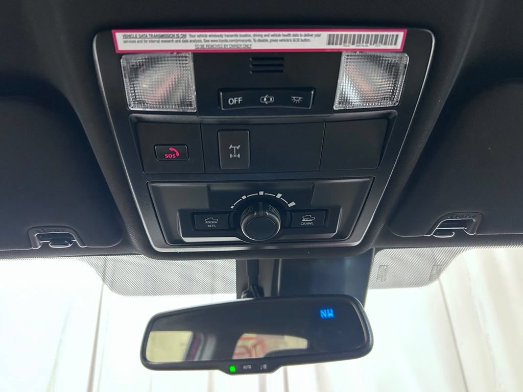 Used 2023 Toyota Tacoma TRD Off-Road w/ Technology Package AWD/4WD image 18