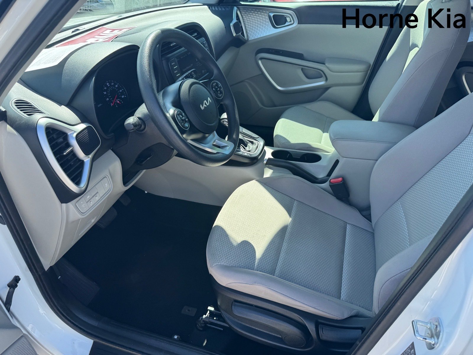 Used 2022 Kia Soul LX w/ Technology Package FWD image 9