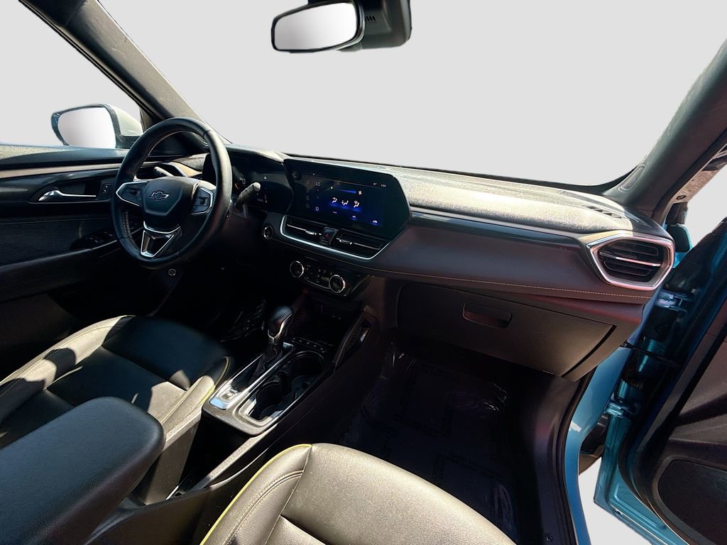 Used 2025 Chevrolet TrailBlazer ACTIV w/ Convenience Package image 28