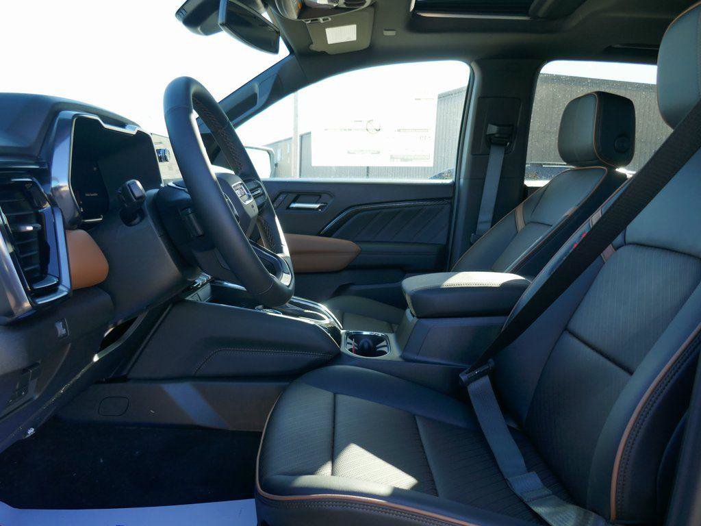 New 2026 GMC Canyon AT4 w/ Technology Plus Package image 12