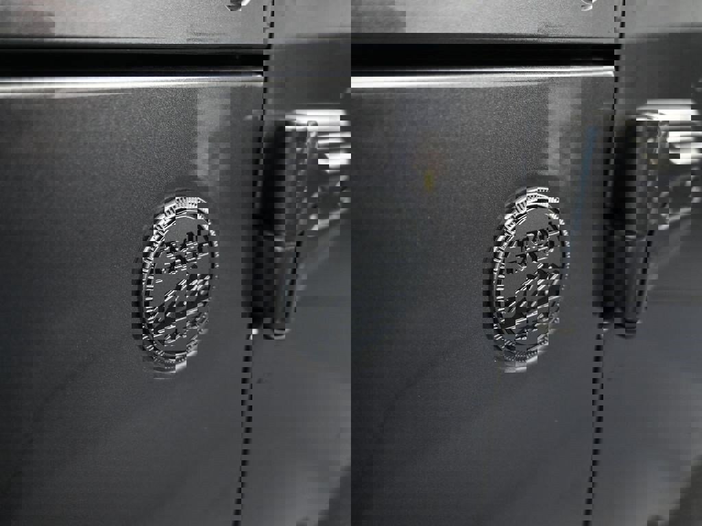 New 2025 Jeep Wrangler Unlimited Sahara w/ Technology Group image 31