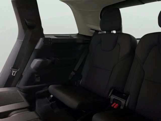 Used 2025 Volvo XC90 B6 Plus w/ Protection Package Premier AWD/4WD image 74