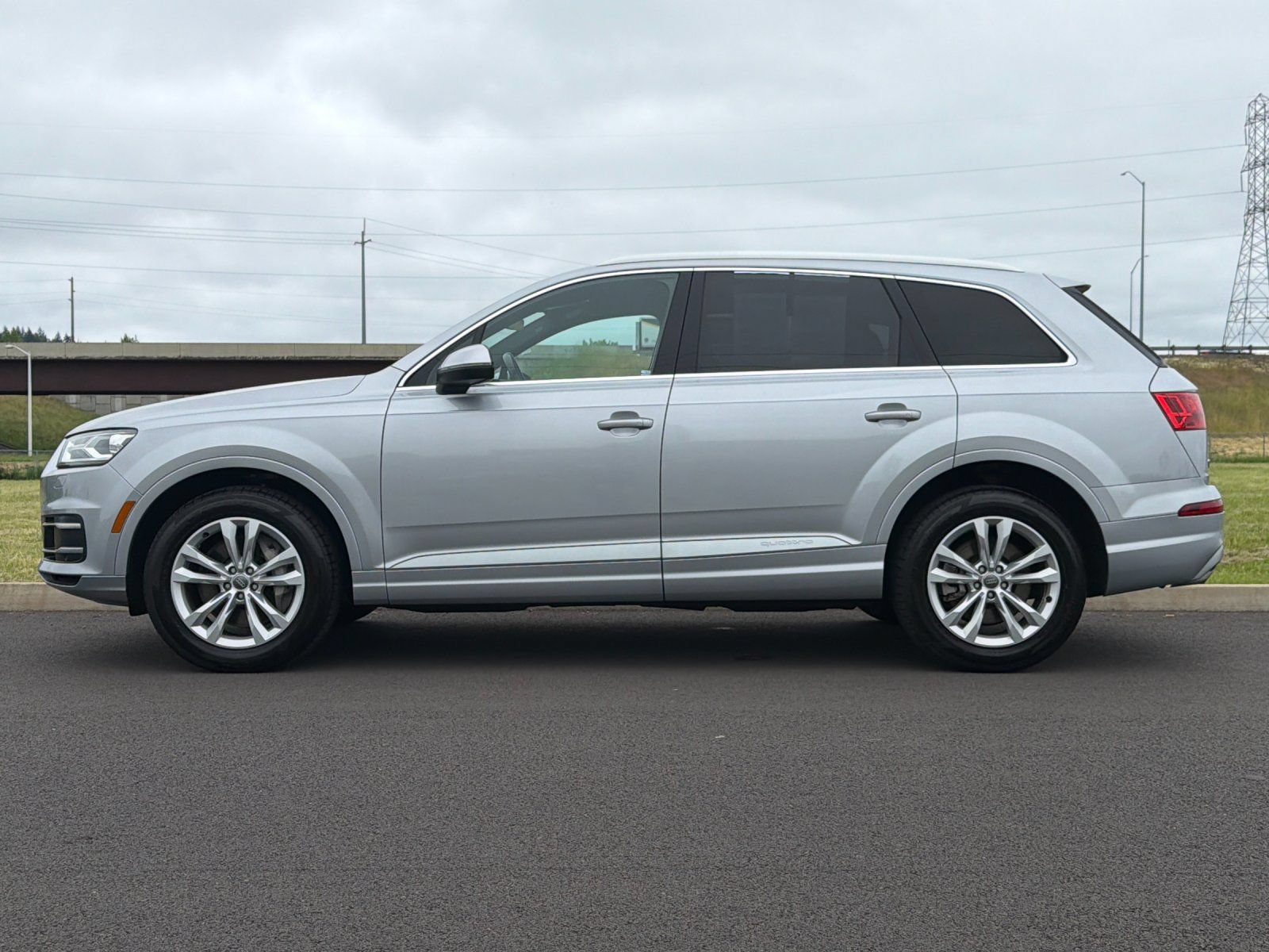 Used 2019 Audi Q7 3.0T Premium AWD/4WD image 6