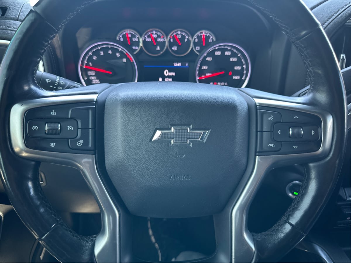 Used 2020 Chevrolet Silverado 1500 LT Trail Boss AWD/4WD image 18
