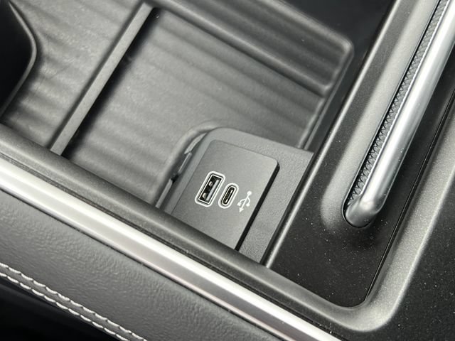 New 2026 Ford Expedition Platinum w/ Stealth Performance Package AWD/4WD image 32