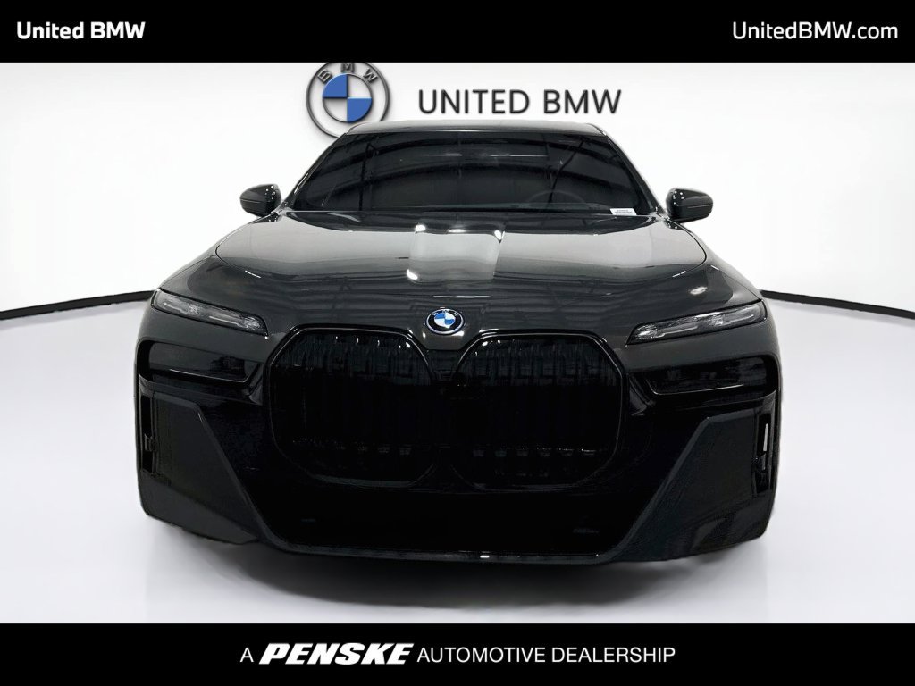 New 2026 BMW i7 eDrive50 w/ Executive Package RWD image 2