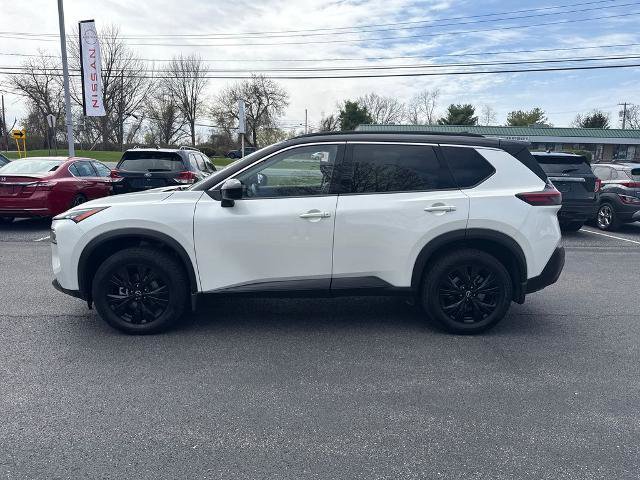 Certified 2023 Nissan Rogue SV w/ SV Premium B Package AWD/4WD image 8