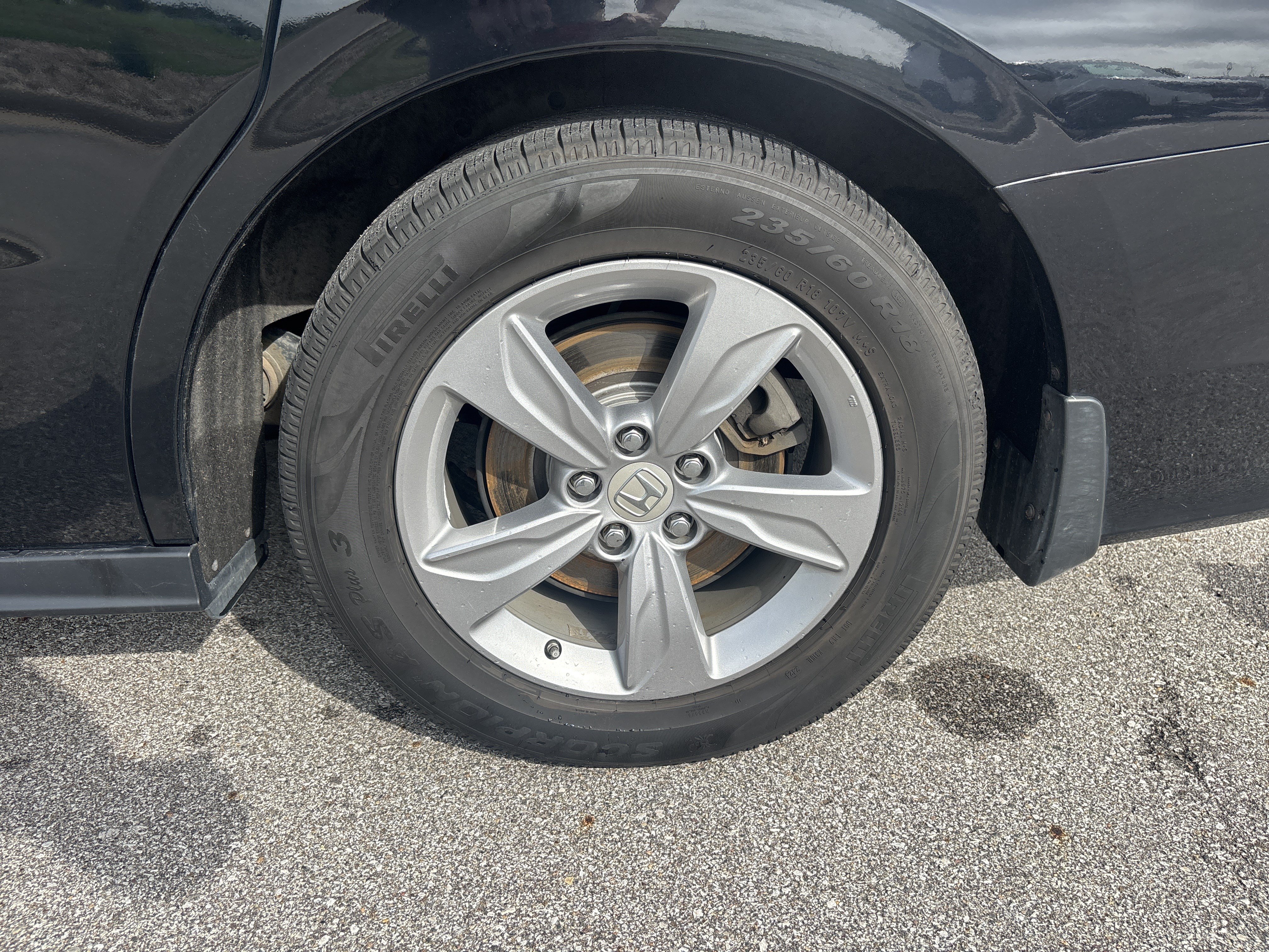 Certified 2018 Honda Odyssey EX-L image 9