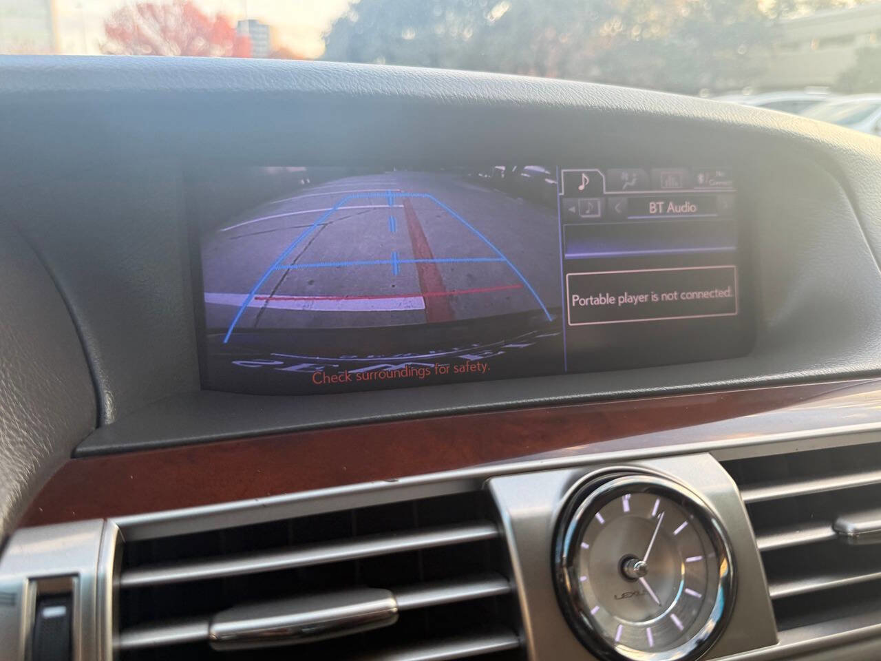 Used 2013 Lexus LS 460 w/ Comfort Pkg image 40