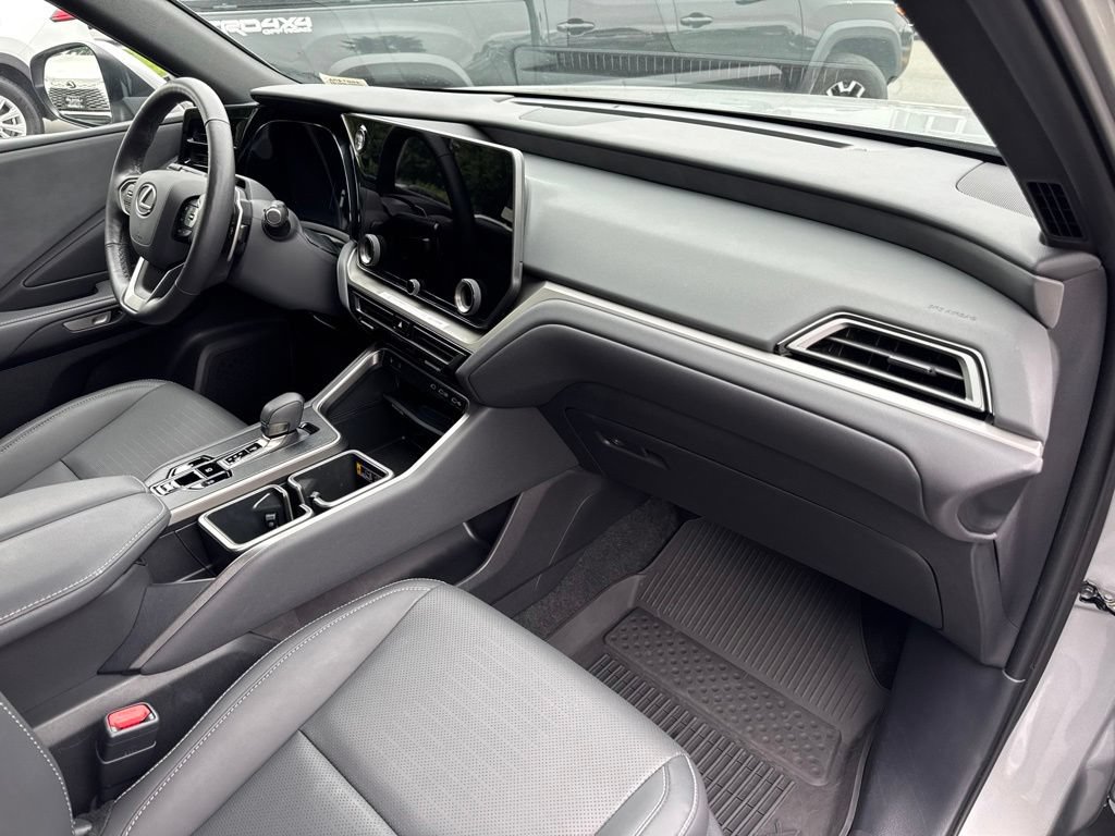 Certified 2025 Lexus TX 350 FWD w/ Technology Package image 19