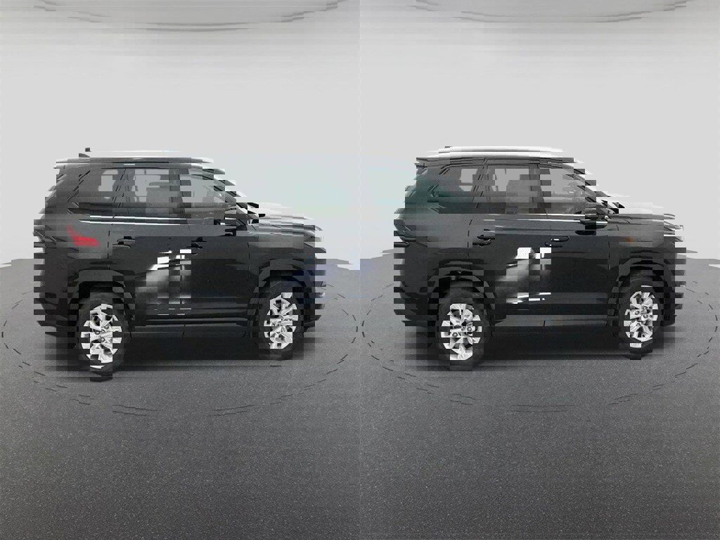 New 2026 Toyota Grand Highlander XLE image 11