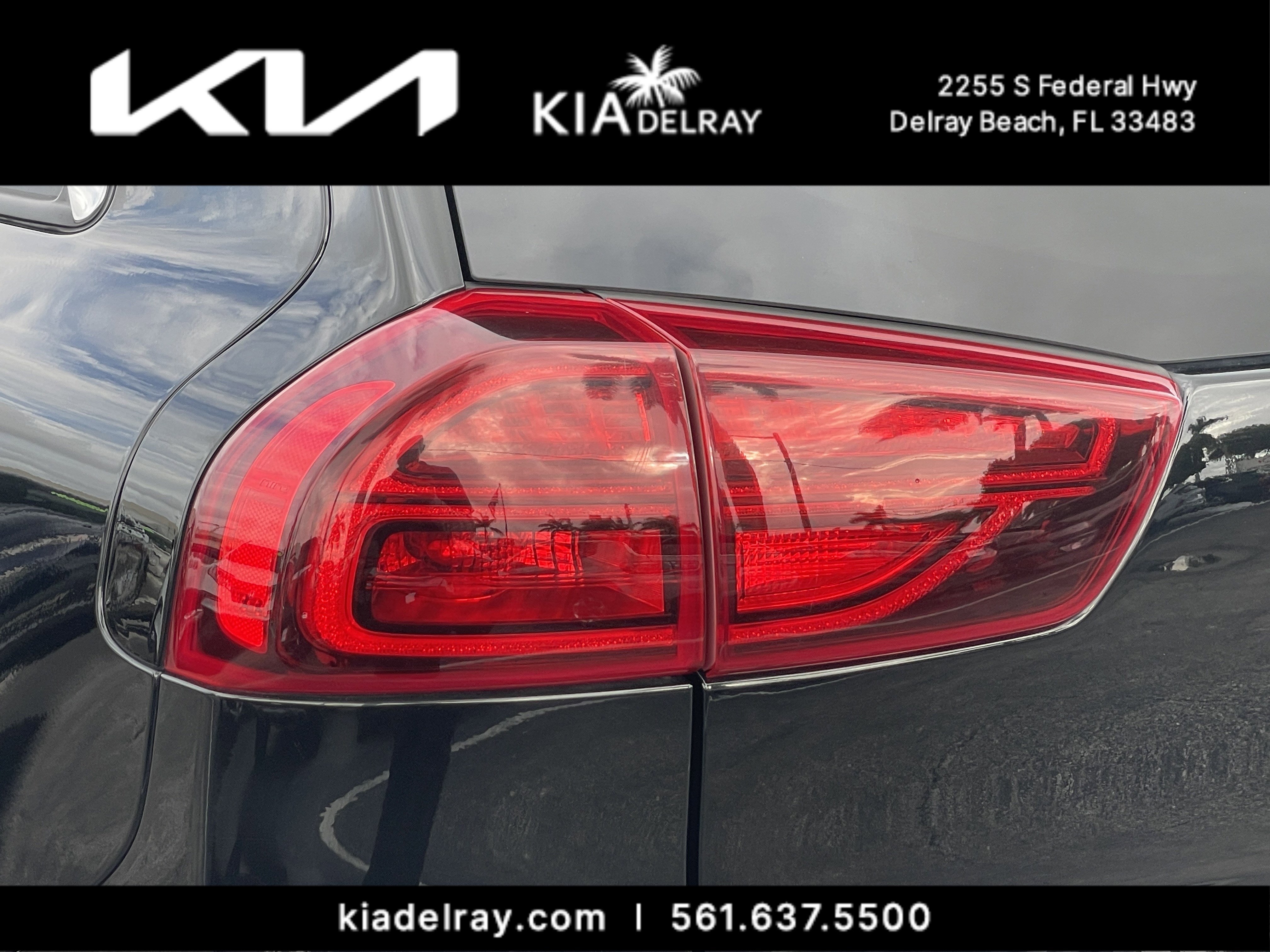 Certified 2022 Kia Niro EX image 7