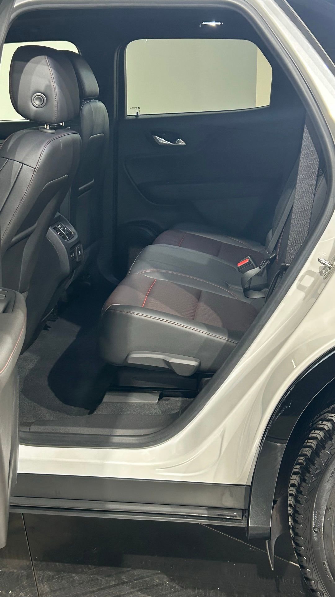 Used 2020 Chevrolet Blazer RS image 48