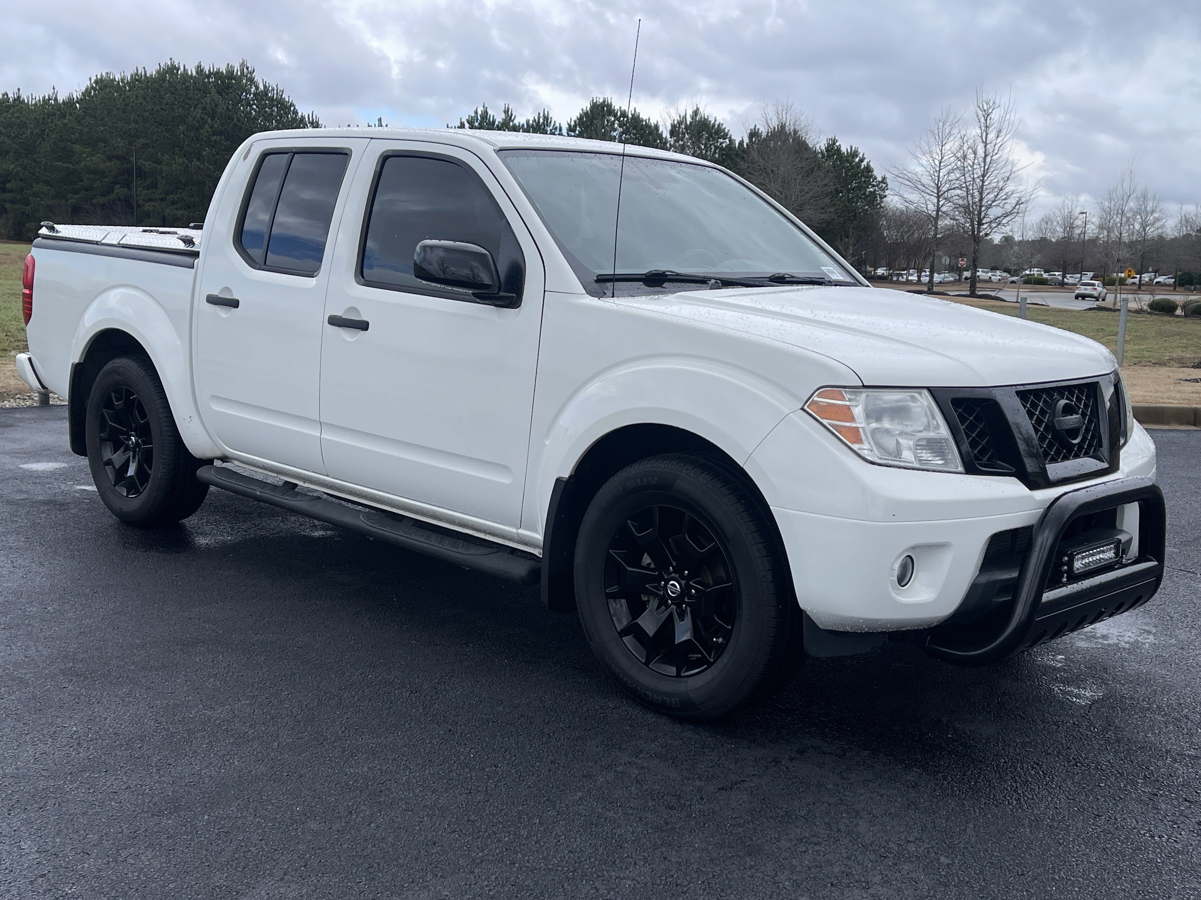 Used 2019 Nissan Frontier SV w/ Value Truck Package image 2