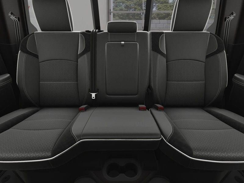 New 2025 RAM 2500 Laramie AWD/4WD image 18
