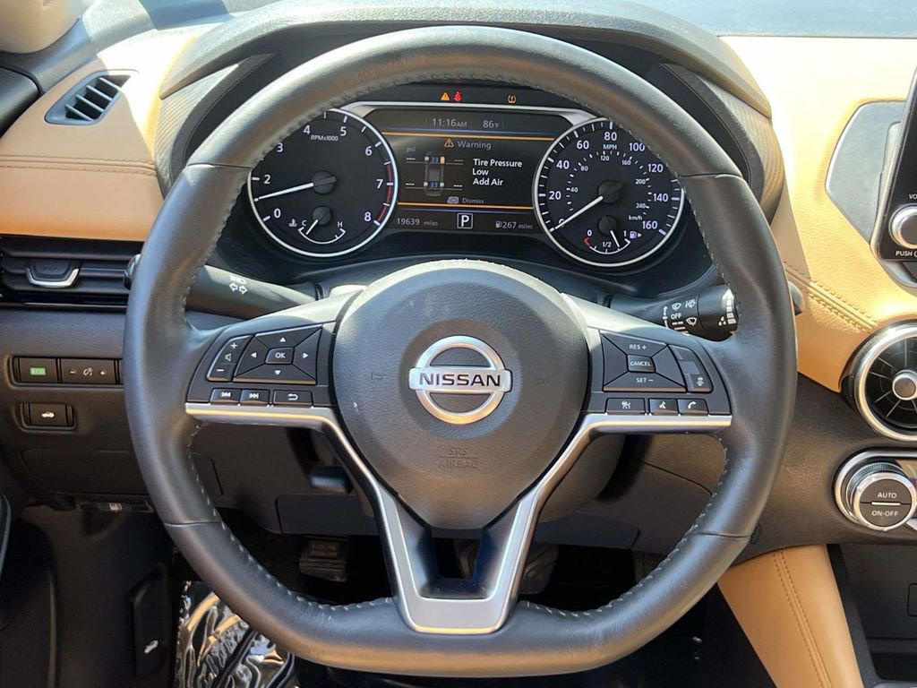 Used 2023 Nissan Sentra SV w/ SV Premium Package image 15