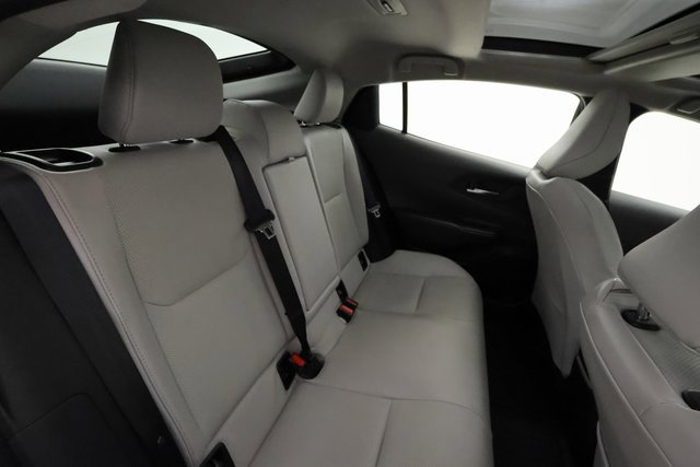 Used 2024 Toyota Prius XLE image 22