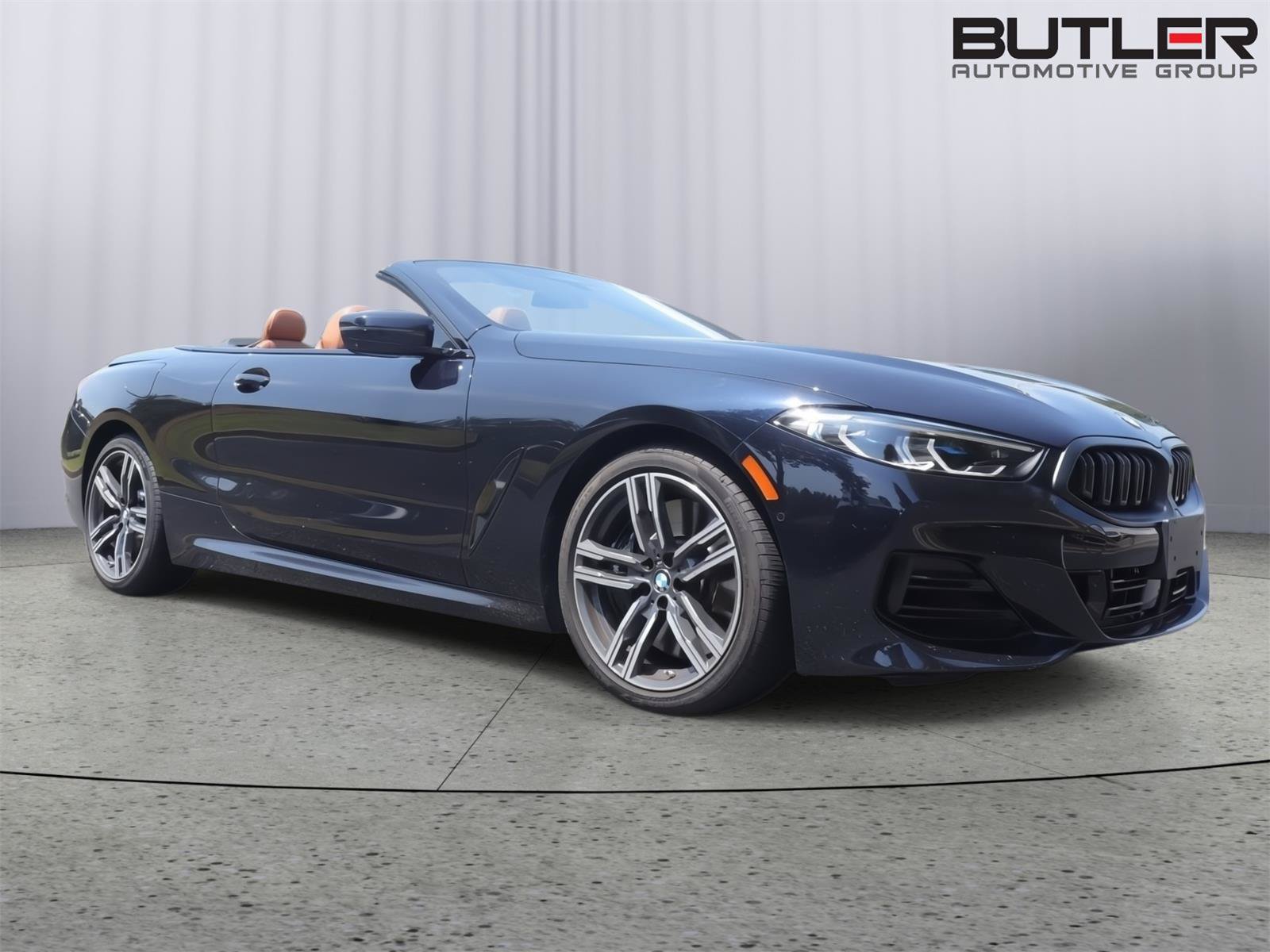 Used 2023 BMW 840i xDrive Convertible AWD/4WD image 3