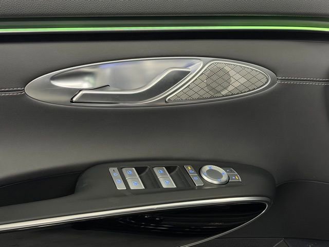 New 2026 Genesis GV70 2.5T AWD/4WD image 12