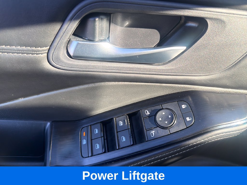 Used 2026 Nissan Rogue SL AWD/4WD image 11