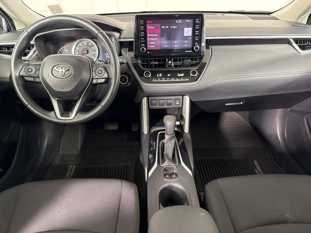 Used 2022 Toyota Corolla Cross LE w/ Moonroof Package FWD image 23