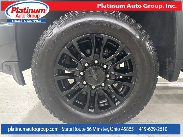 Used 2022 Chevrolet Silverado 2500 High Country w/ Z71 Off-Road Package image 42