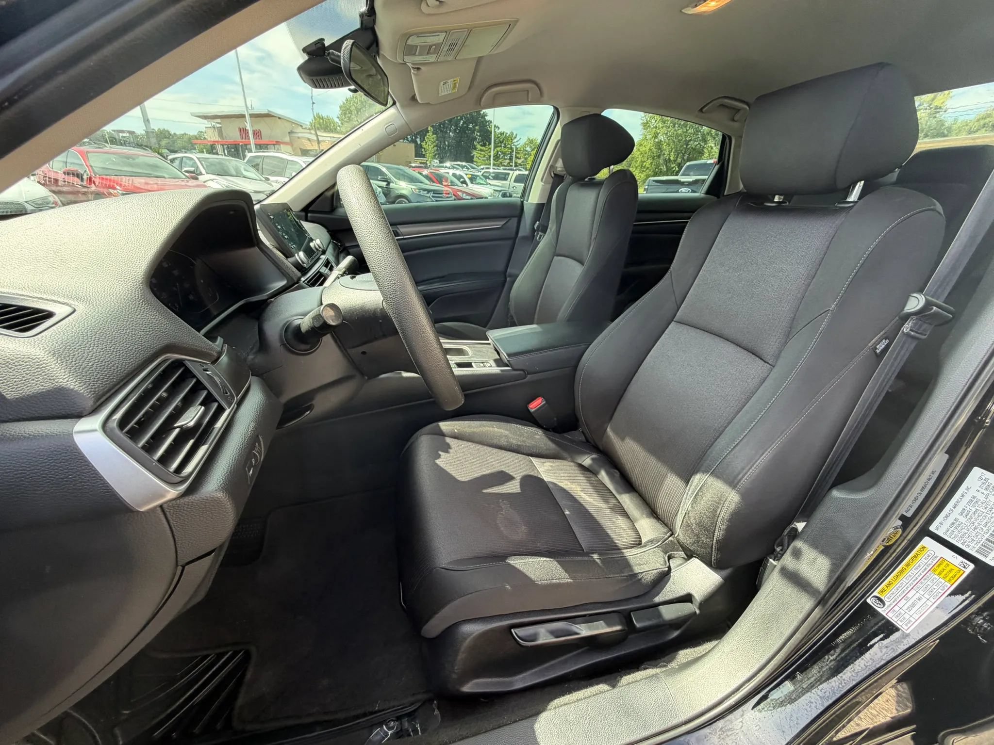 Used 2018 Honda Accord LX image 14