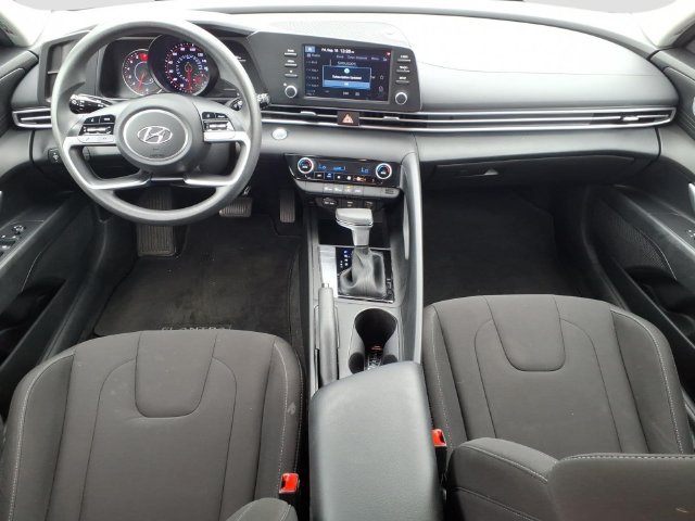 Used 2022 Hyundai Elantra SEL w/ Cargo Package FWD image 7