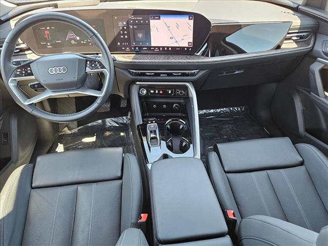 Certified 2025 Audi Q5 Premium w/ Premium Plus AWD/4WD image 18