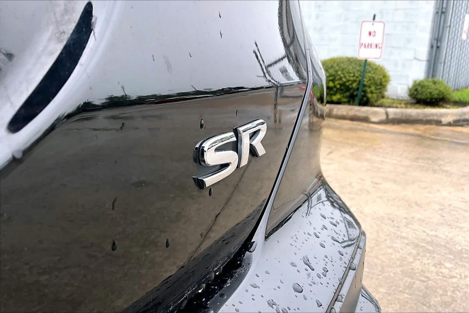 Certified 2024 Nissan Kicks SR FWD image 10