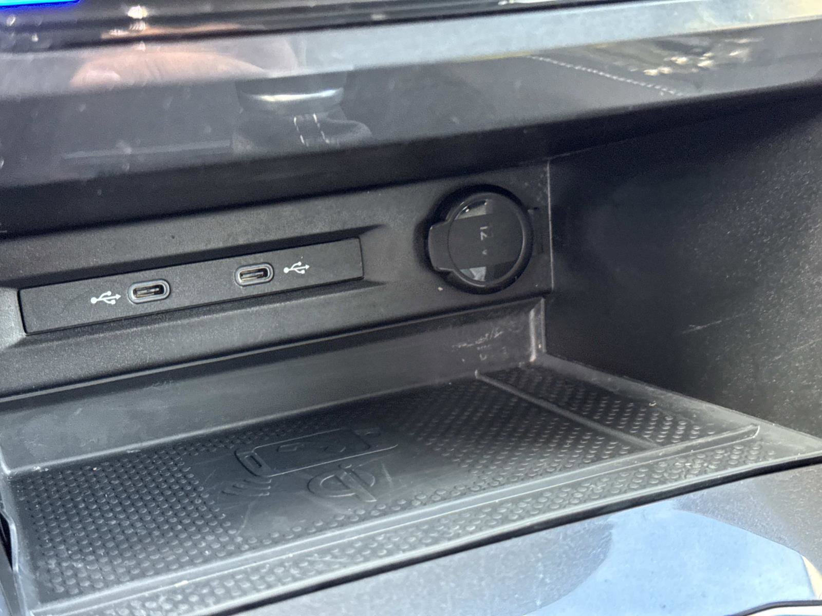 Certified 2023 Volkswagen Tiguan SE image 25