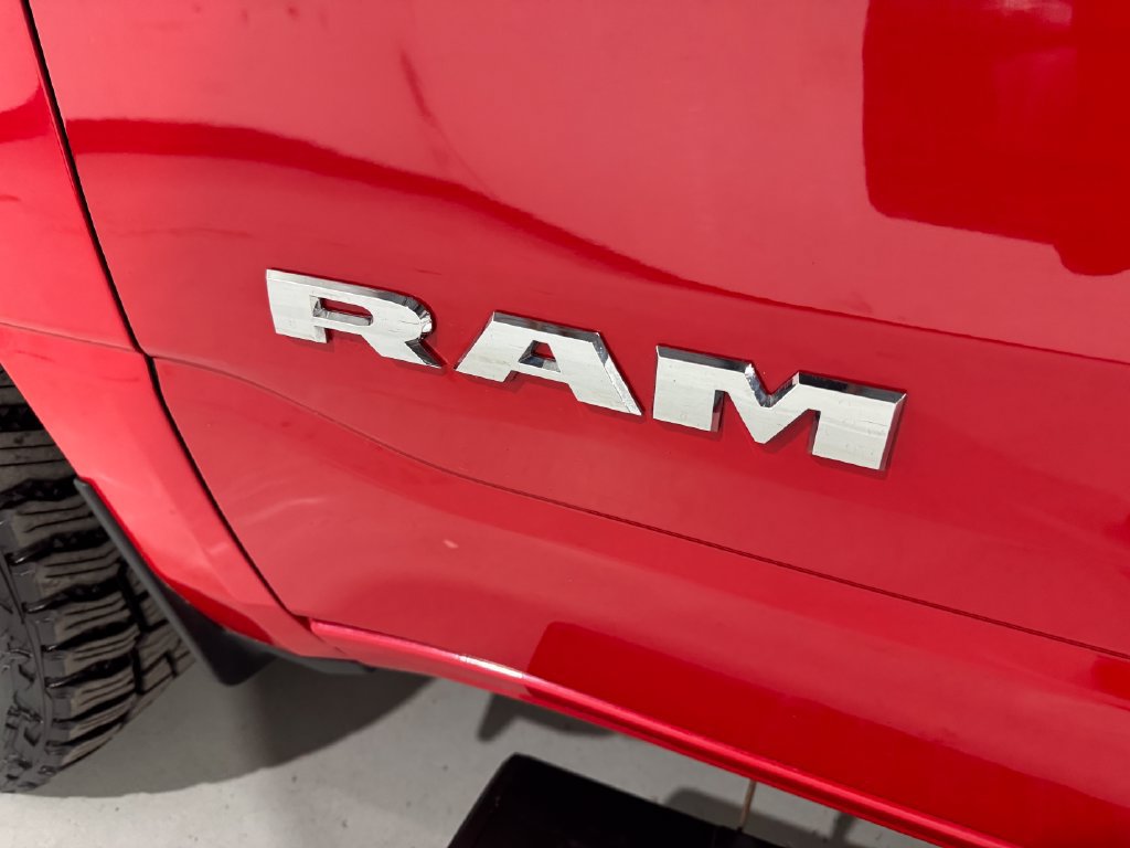 Used 2022 RAM 1500 Big Horn AWD/4WD image 31