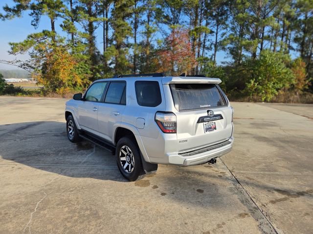 Used 2024 Toyota 4Runner TRD Off-Road image 3