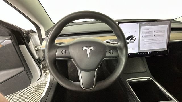 Used 2021 Tesla Model 3 Standard Range Plus RWD image 14
