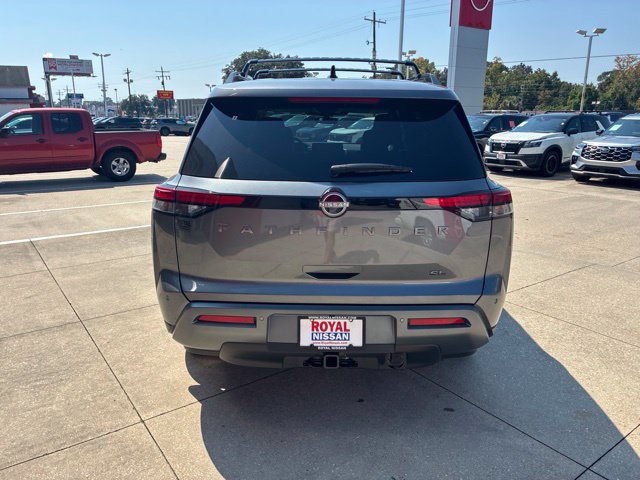 New 2026 Nissan Pathfinder SL w/ SL Premium Package FWD image 6