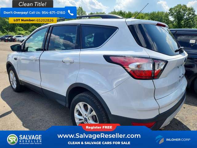 Used 2018 Ford Escape SE AWD/4WD image 3