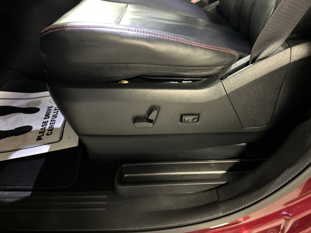 Used 2018 Dodge Grand Caravan GT FWD image 13