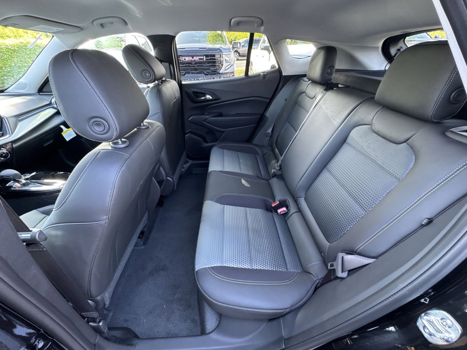 New 2026 Chevrolet Trax LT w/ Driver Confidence Package FWD image 23
