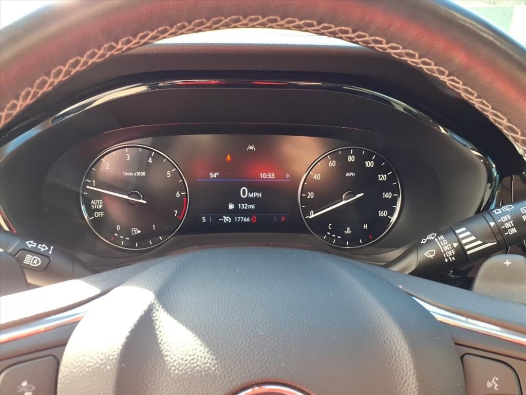 Used 2022 Buick Envision Preferred image 16