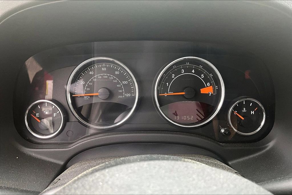Used 2014 Jeep Compass Latitude FWD image 17