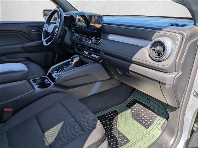 Used 2025 Chevrolet Colorado LT AWD/4WD image 29