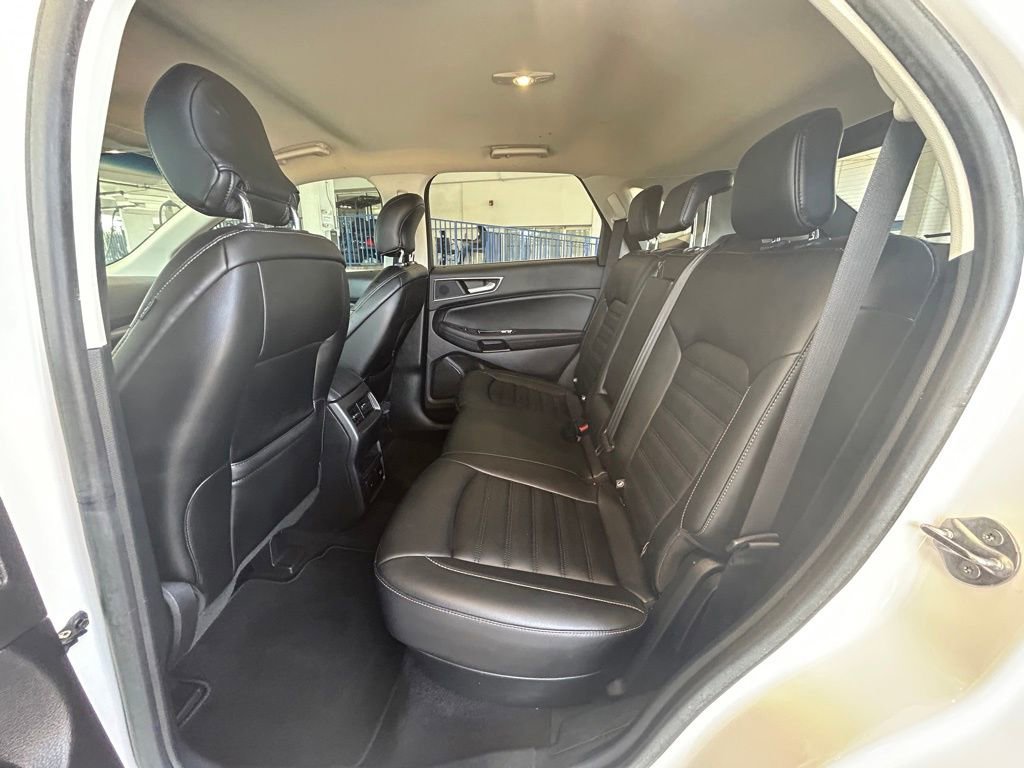 Used 2019 Ford Edge SEL w/ Equipment Group 201A FWD image 31