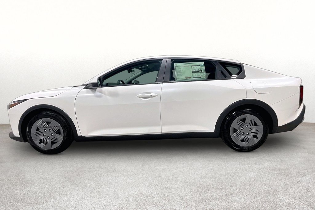 New 2026 Kia K4 FWD image 7