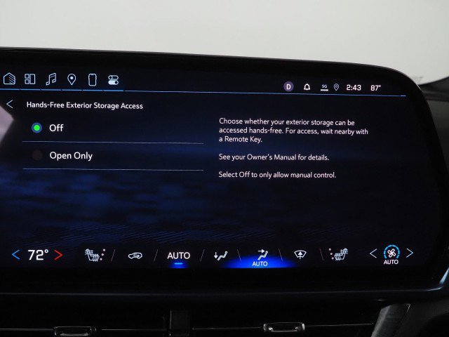 Used 2024 Chevrolet Equinox EV LT w/ LPO, Blackout Package image 40